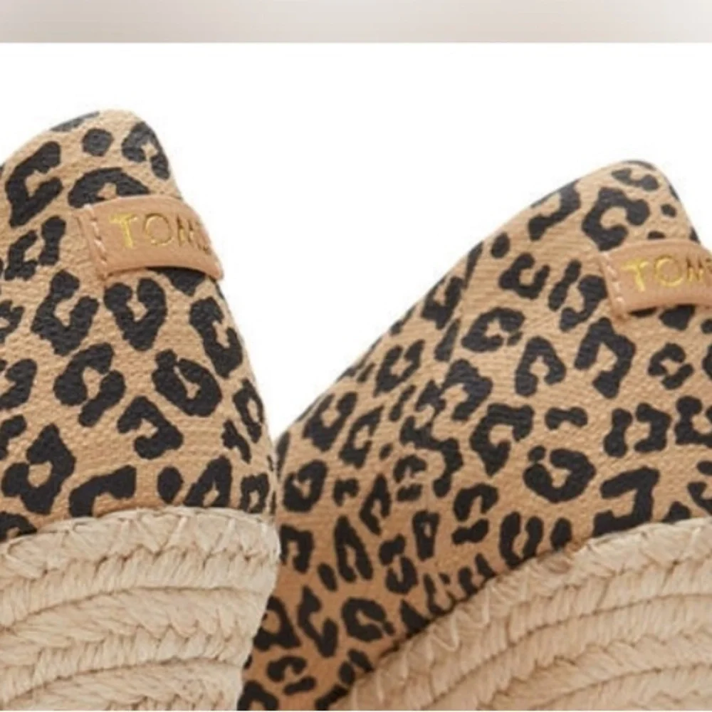 TOMS Michelle Leopard Print Espadrille Wedge Heels Peep Toe Sandal Size 7 NWOB